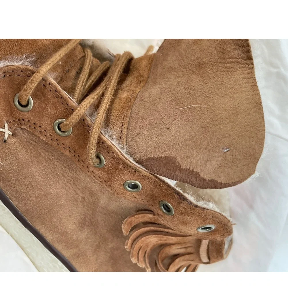 UGG Womens 9 Sneaker Chestnut Brown Fringe Suede Shearling Moccasin 3319